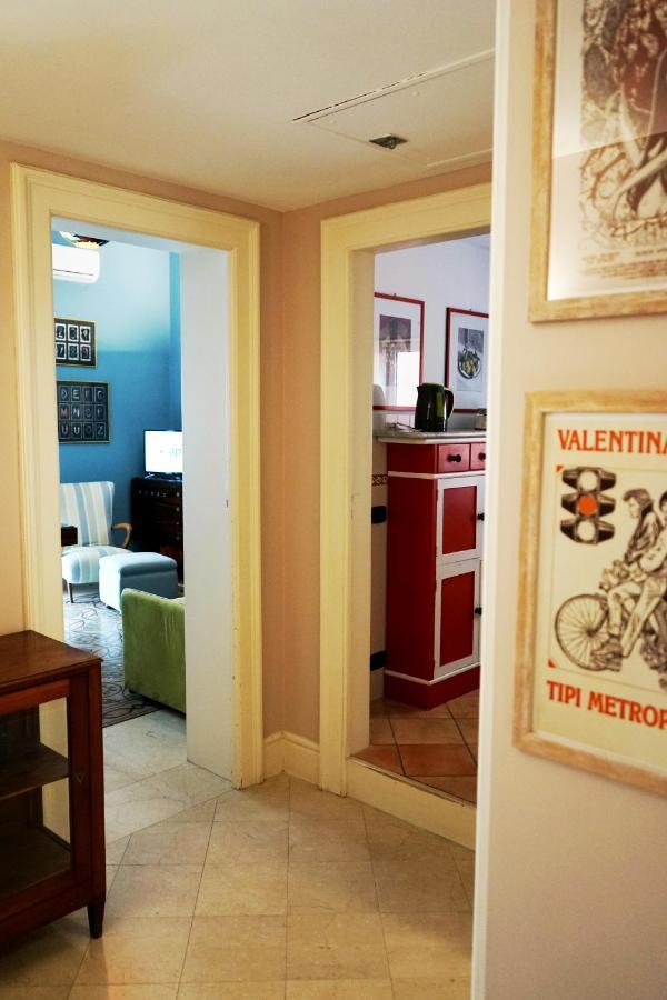 Appartamento Di Fronte Al Mare By Apulia Accommodation Bari Ngoại thất bức ảnh